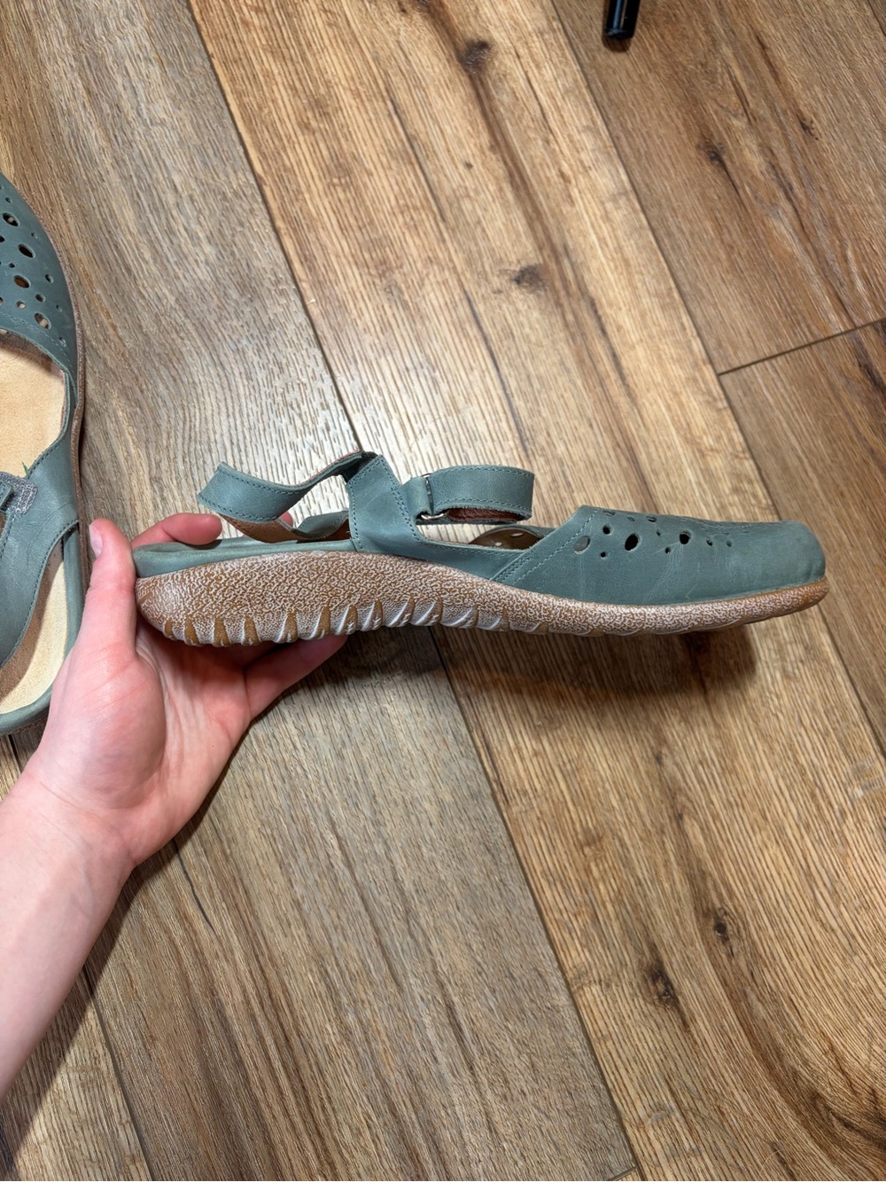 Naot Arataki Closed Toe Leather Slingback Sandals granola cottagecore Sea Green - Picture 12 of 15